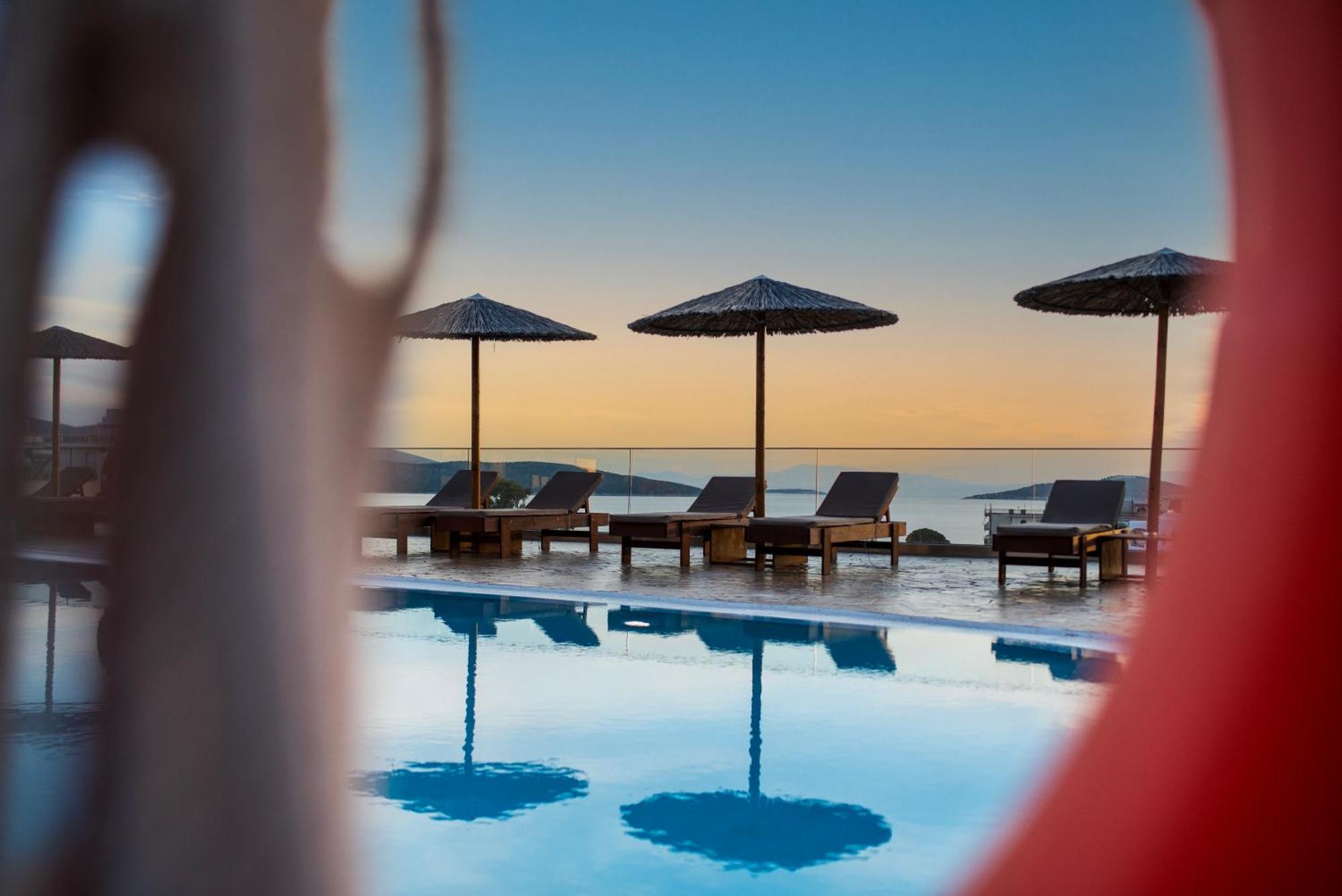 Evia Hotel & Suites Marmari  Extérieur photo