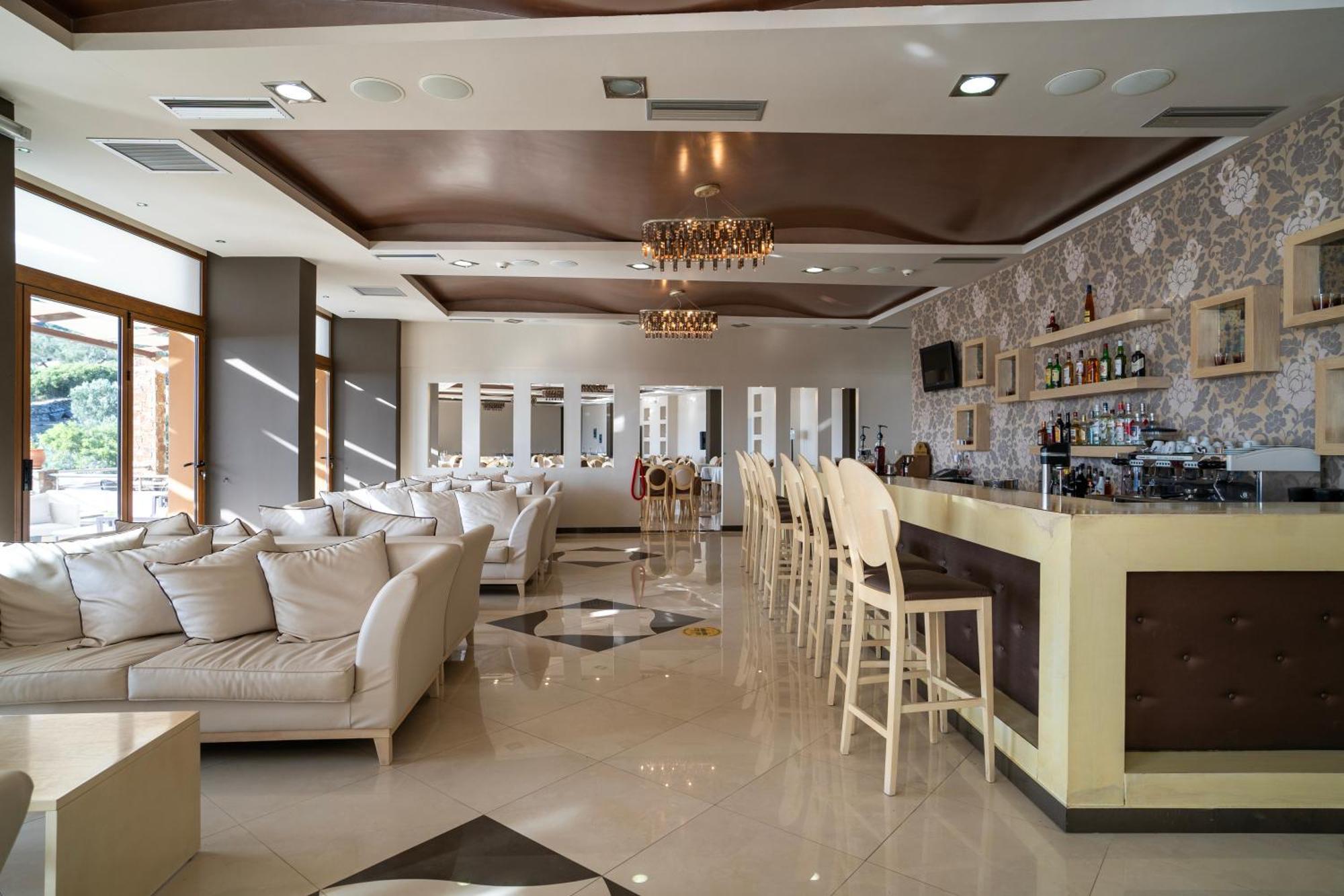 Evia Hotel & Suites Marmari  Extérieur photo