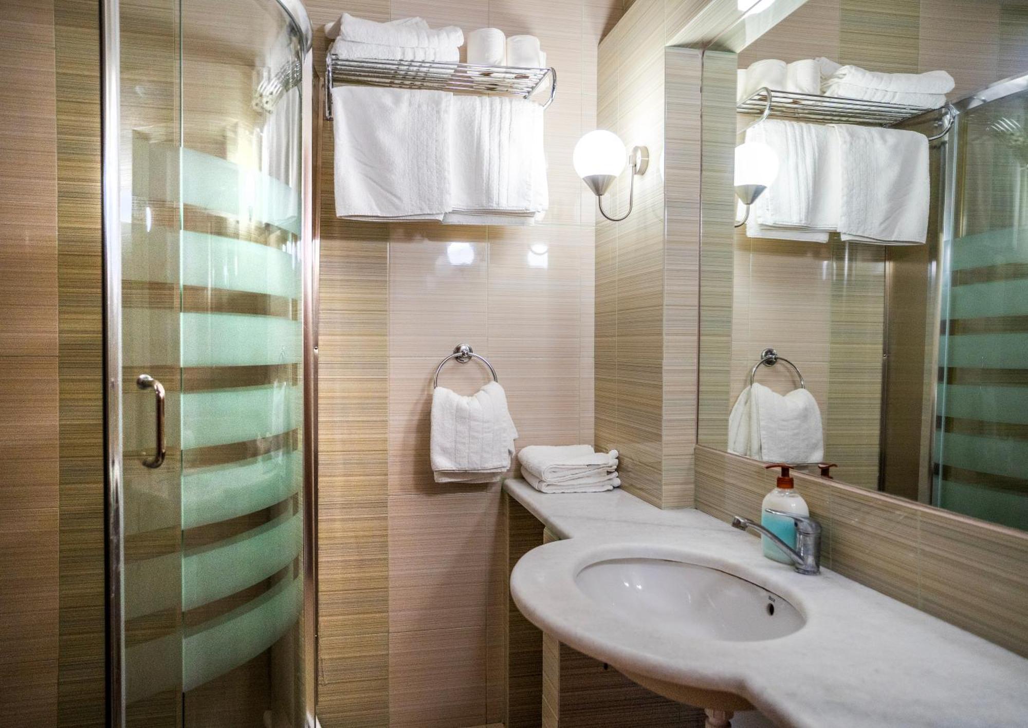 Evia Hotel & Suites Marmari  Extérieur photo