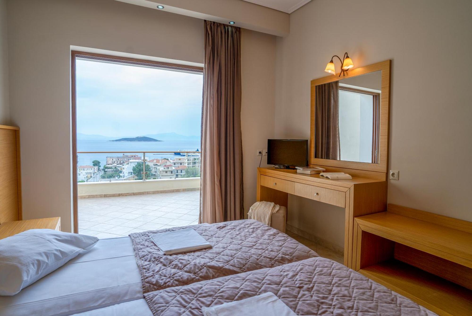 Evia Hotel & Suites Marmari  Extérieur photo
