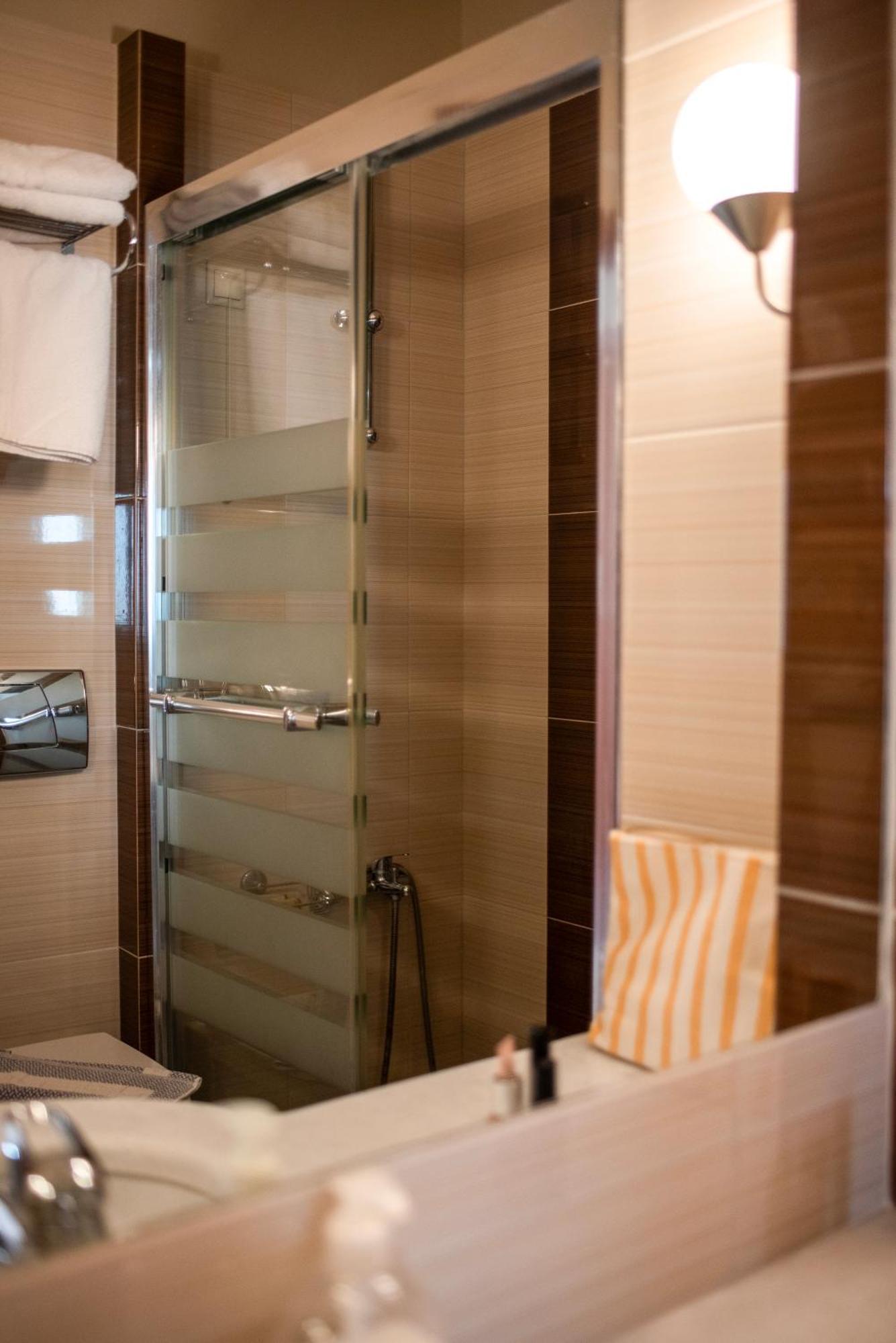 Evia Hotel & Suites Marmari  Extérieur photo