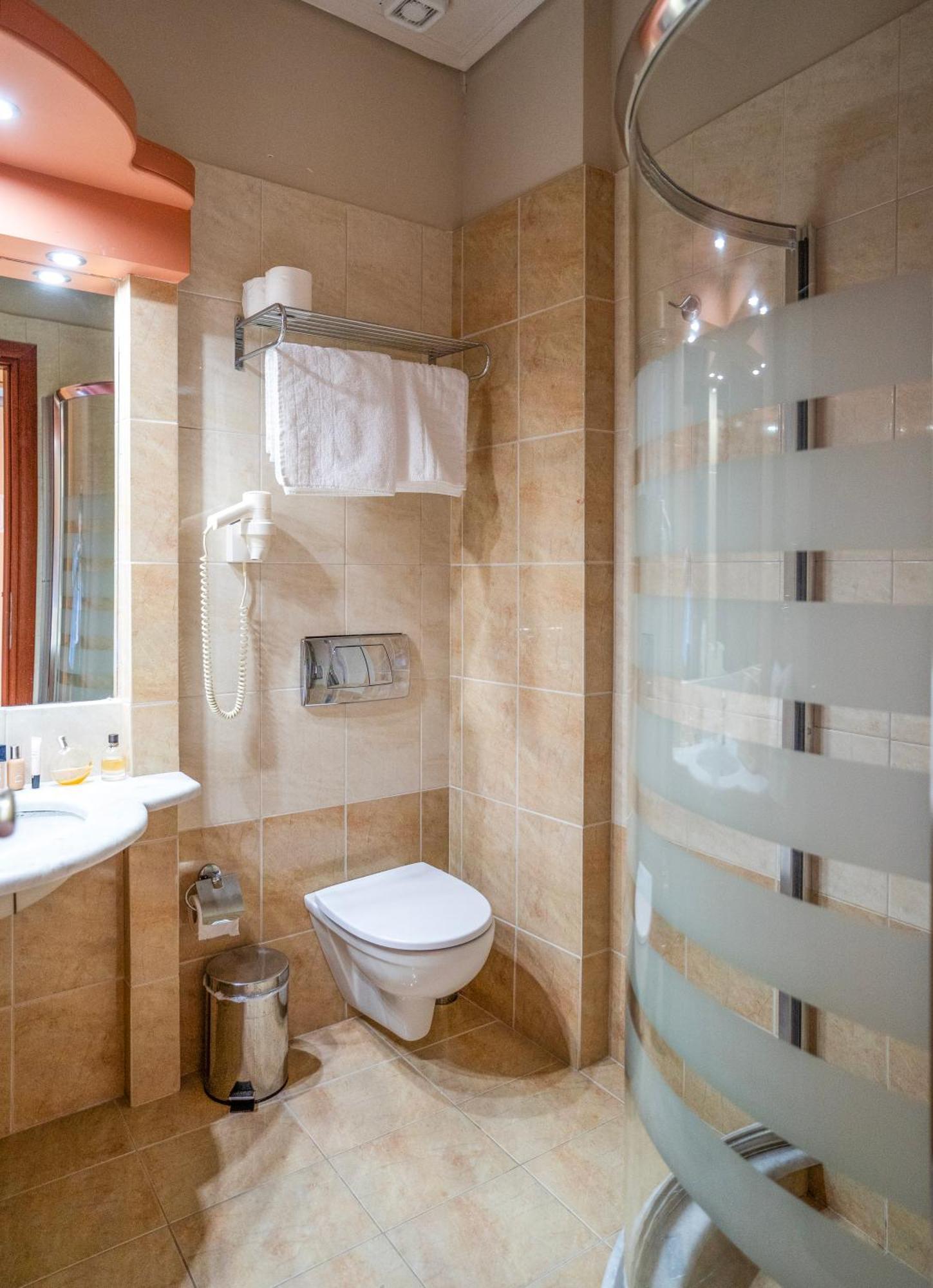 Evia Hotel & Suites Marmari  Extérieur photo